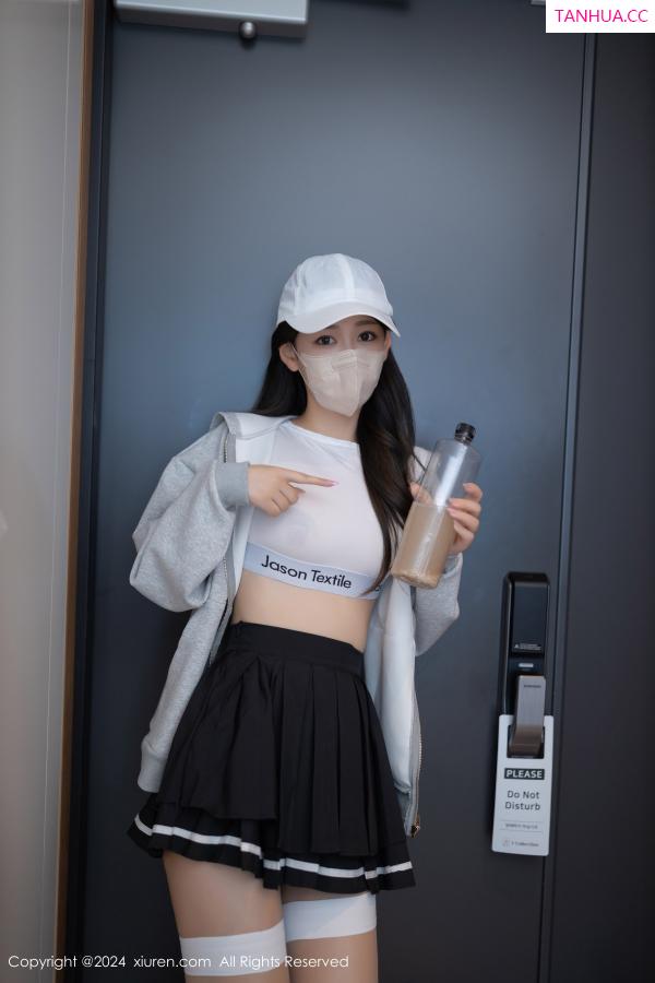 唐安琪  [XiuRen]高清写真图 2024.09.23 No.9196 唐安琪 丝袜美腿第8张图片